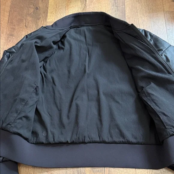 lululemon athletica Black Puffer Jacket - Picture 4 of 16